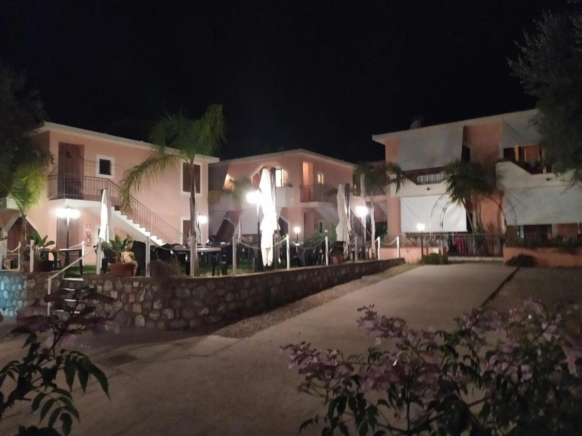Hotel San Domenico Марина-ди-Камерота Экстерьер фото